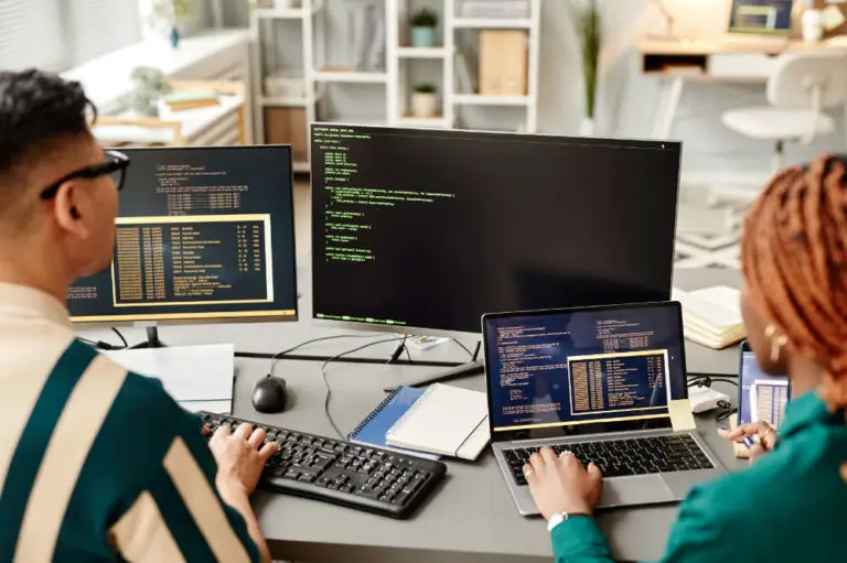 How To Add A Column To A Dataframe In Python? - Codingdeeply